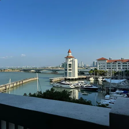 2Beds Seaview Waterfront Straits Quay W/Free Carpark And Bathub公寓